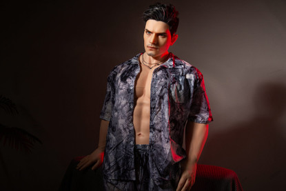 Raymond – 175cm mies seksinukke realistisella vartalolla ja 19cm peniksellä (Silikoni)