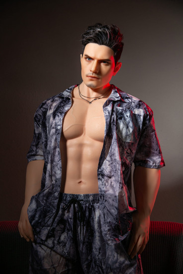 Raymond – 175cm mies seksinukke realistisella vartalolla ja 19cm peniksellä (Silikoni)