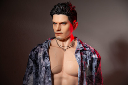 Raymond – 175cm mies seksinukke realistisella vartalolla ja 19cm peniksellä (Silikoni)