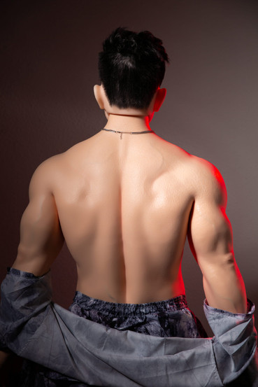 Raymond – 175cm mies seksinukke realistisella vartalolla ja 19cm peniksellä (Silikoni)