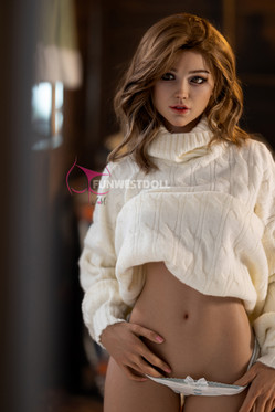 Clara – 159 cm Ultra Realistinen Silikoninukke, A-kuppi