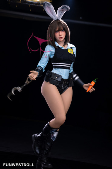 Eudora seksinukke 157cm C-kupin rinnoilla