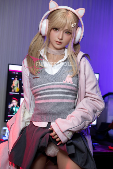 Alice – 159cm gamergirl seksinukke pienillä A-kupin rinnoilla