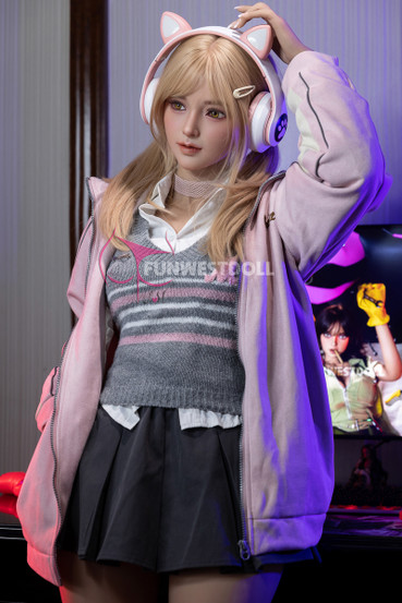 Alice – 159cm gamergirl seksinukke pienillä A-kupin rinnoilla