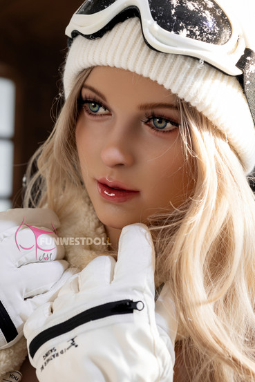 Ellen – 163cm blondi TPE-seksinukke suurilla E-kupin rinnoilla ja kurvikkaalla vartalolla
