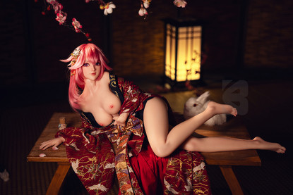 Miko miniseksinukke 76cm