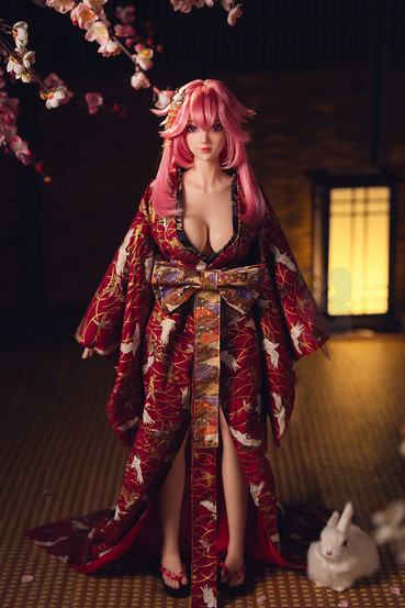 Miko miniseksinukke 76cm