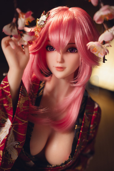 Miko miniseksinukke 76cm