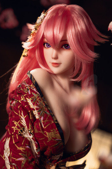 Miko miniseksinukke 76cm