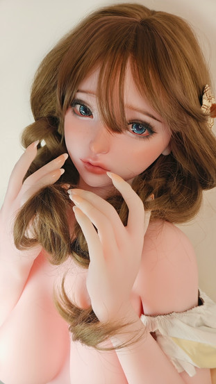 Yuri – Elsa Babe 150 cm Platinum Silicone seksinukke