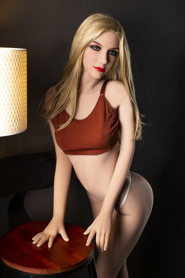 Seksinukke Emily 166 cm – Siro ja luonnollinen TPE-nukke