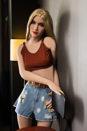Seksinukke Emily 166 cm – Siro ja luonnollinen TPE-nukke