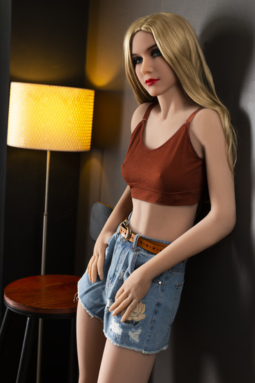 Seksinukke Emily 166 cm – Siro ja luonnollinen TPE-nukke