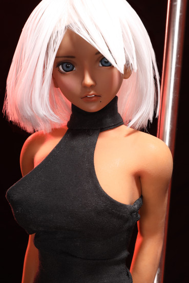 Miyabi seksinukke