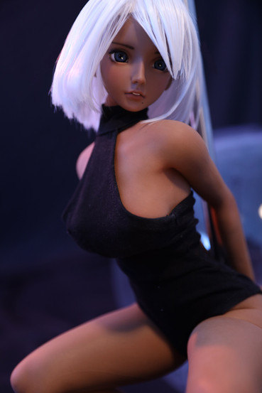Miyabi seksinukke