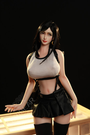 Tifa miniseksinukke