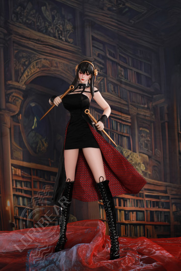 Yor Forger miniseksinukke