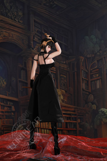 Yor Forger miniseksinukke