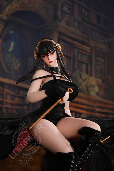 Yor Forger miniseksinukke