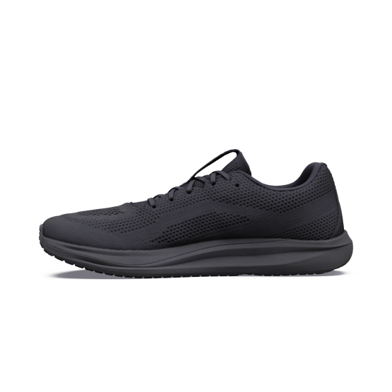 Altra ESCALANTE 5 Man - Black/Black/Black