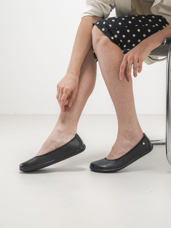 Be Lenka Sophelia Barefoot Ballet Flats - Black