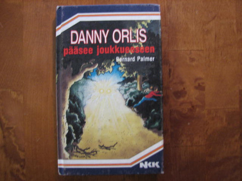 Danny Orlis pääsee joukkueeseen, Bernard Palmer