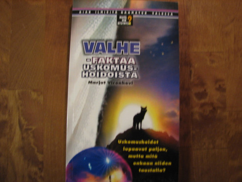 Valhefaktaa uskomushoidoista, Marjut Vironhovi