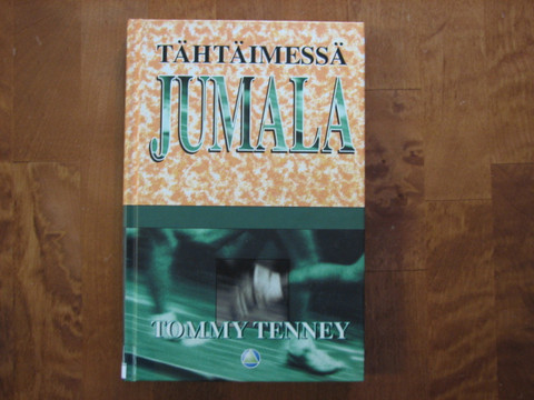 Tähtäimessä Jumala, Tommy Tenney