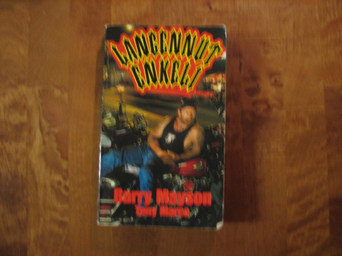 Langennut enkeli, Barry Mayson