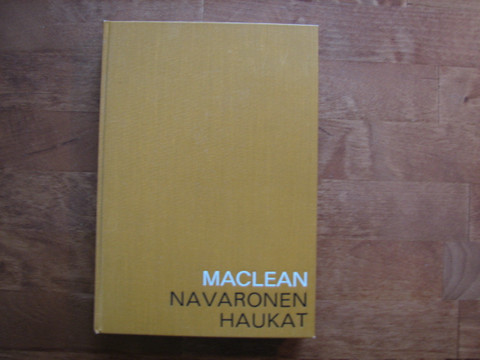 Navaronen haukat, Alistair MacLean