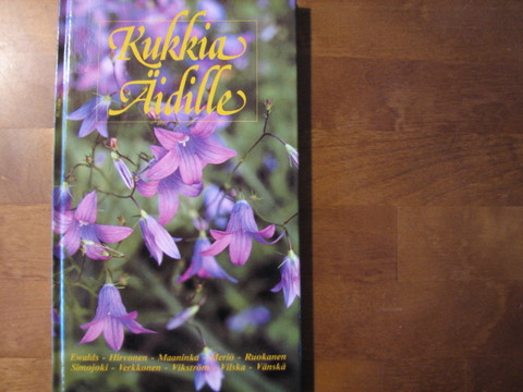 Kukkia äidille, Merja Pitkänen (toim.)