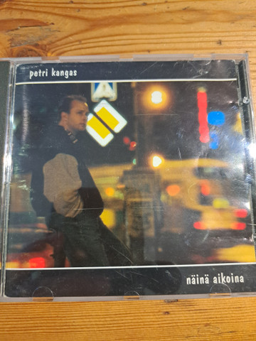 Näinä aikoina, Petri Kangas, d2