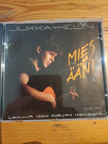 Mies ja ääni, Jukka Helin, d2