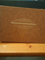 Kitarakuorolauluja, d4