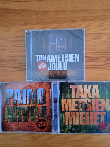 Takametsien miesten cd-paketti