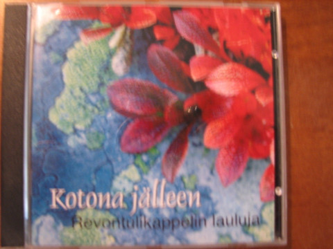 Kotona jälleen, Revontulikappelin lauluja