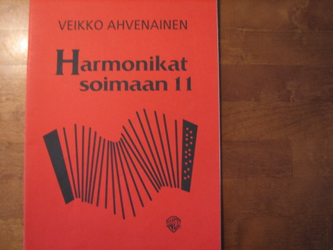 Harmonikat soimaan 11, Veikko Ahvenainen