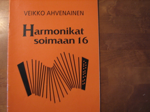 Harmonikat soimaan 16, Veikko Ahvenainen