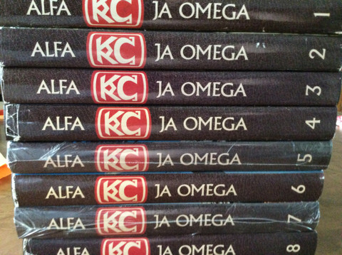 Alfa ja Omega - kirjasarja 1-8