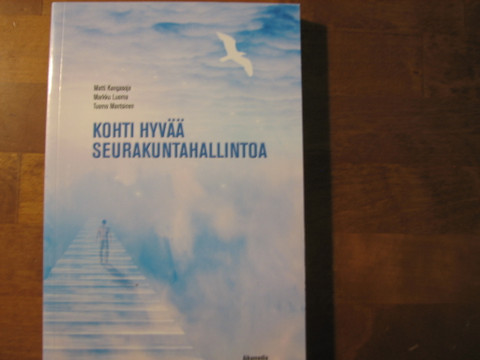 Kohti hyvää seurakuntahallintoa, Matti Kangasoja, Markku Luoma, Tuomo Mantsinen, d2