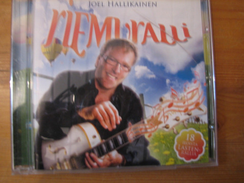 Riemuralli, Joel Hallikainen