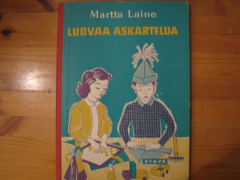 Luovaa askartelua, Martta Laine, S