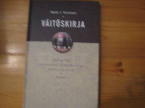 Väitöskirja, johdatus urbaanin teokomiikan perusteisiin, Matti J. Kuronen