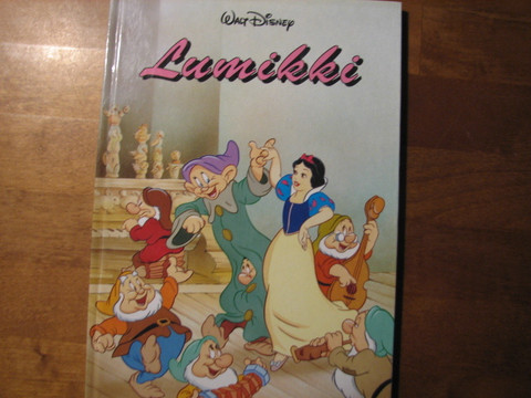 Lumikki, Walt Disney