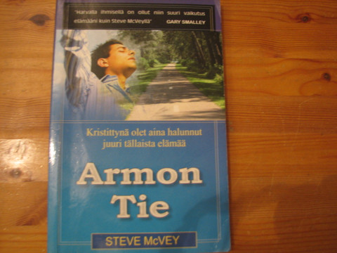 Armon tie, Steve McVey