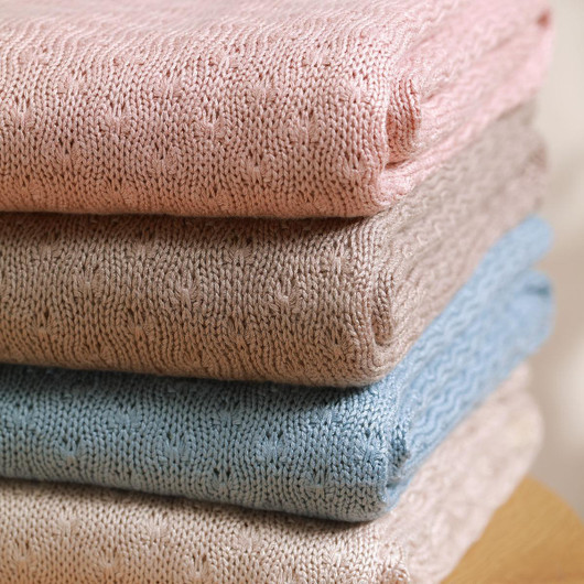 Vauvan bambu-neulepeite, kaakao, 100x75cm