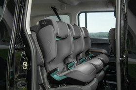 Britax Discovery Plus 2 -turvavyöistuin R129, isofix, 100-150cm