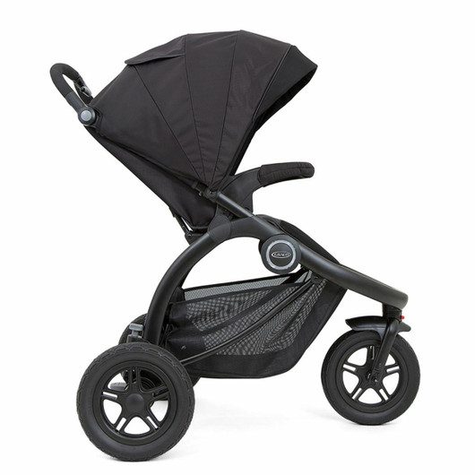 MALLIKAPPALE: Graco TrailRider™ -kuomurattaat, musta, kolmipyöräinen