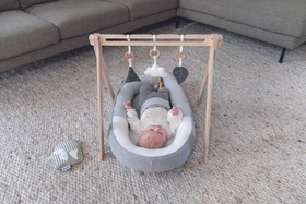 Vauvapesä, unipesä, babynest Doomoo Cocoon, Leaves Aqua Green