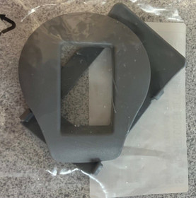 Britax - turvavaljaiden kiristysvyön muovisuoja, Max-Way, Plus, Fix